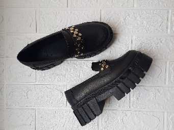 MOCASINES CELIN NEGRO .PRE ORDER