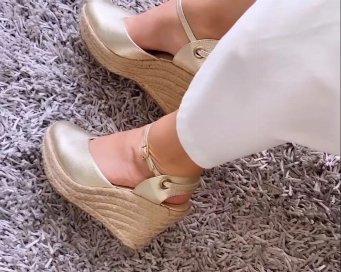 ALPARGATAS SABRINA DORADA TACO 9 -PRE ORDER