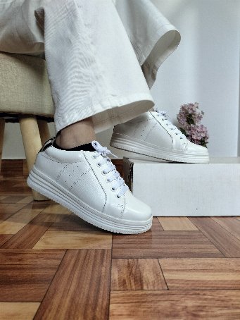 Zapatilla  Jhade