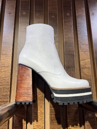 BOOT HELENA - PRE ORDER