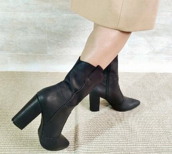 BOTAS AURORA BLACK PRE ORDER