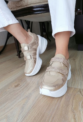 OLIVIA  GOLD PRE ORDER 