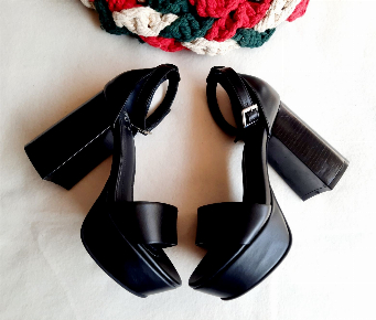 PUMPS EMMA NEGRAS-PRE ORDER