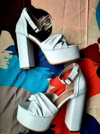 PUMPS KARLA BLANCO- PRE ORDER